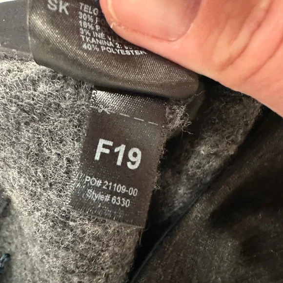 Kuhl Kozet wool blend Mini Skirt Size Small - Picture 9 of 9